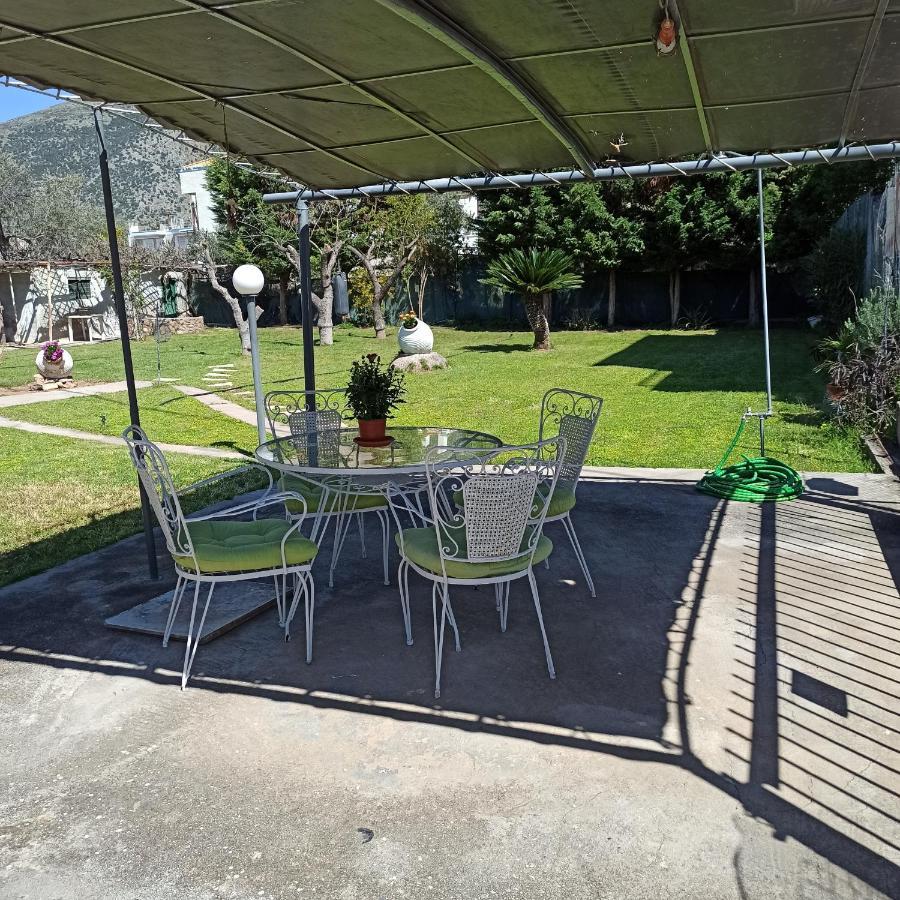 Itea'S Garden House Villa Kirra Exterior photo