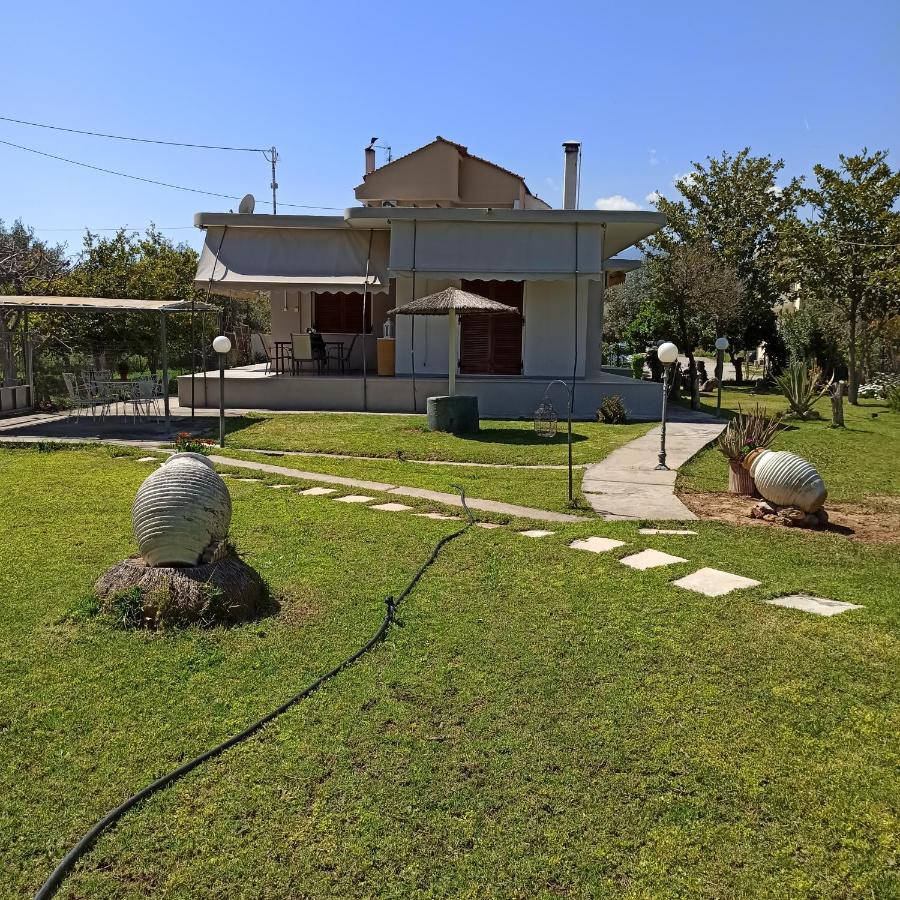 Itea'S Garden House Villa Kirra Exterior photo
